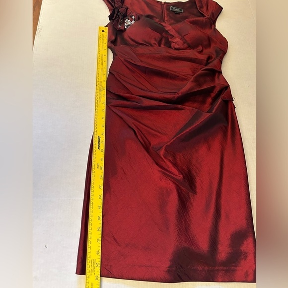 Dress Barn Holiday cocktail metallic burgundy fully lined dress Sz-10.  X9 - Picture 13 of 13